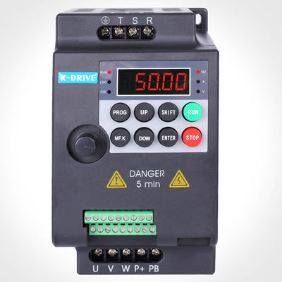 Impulsión de velocidad variable multiusos 0.4KW-400KW, VFD estable para el motor de 3 fases