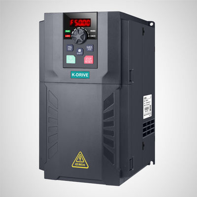 Pratico invertitore solare ibrido 3KVA, azionamento di frequenza dell'invertitore del caricatore di MPPT